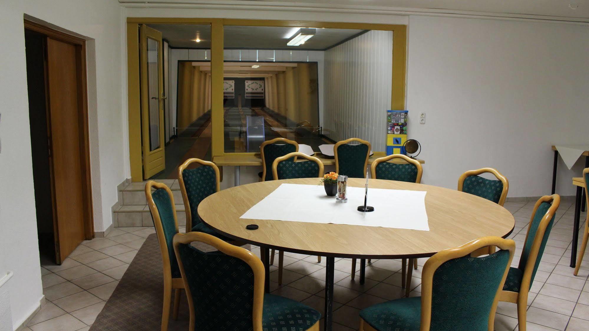 Hotel Carstens Bordesholm Buitenkant foto